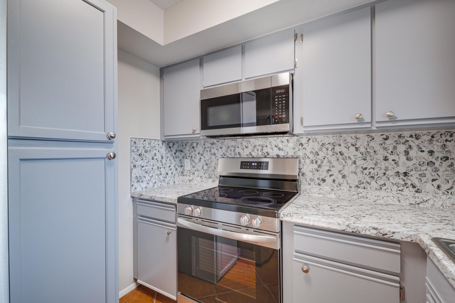 1612 SE Green Acres Circle, Unit P-203, Port Saint Lucie, FL 34952 Photo