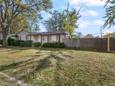 30455 Cherry Avenue, Romulus, MI 48174