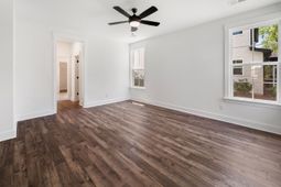 223 Creek Pointe Drive photo 4