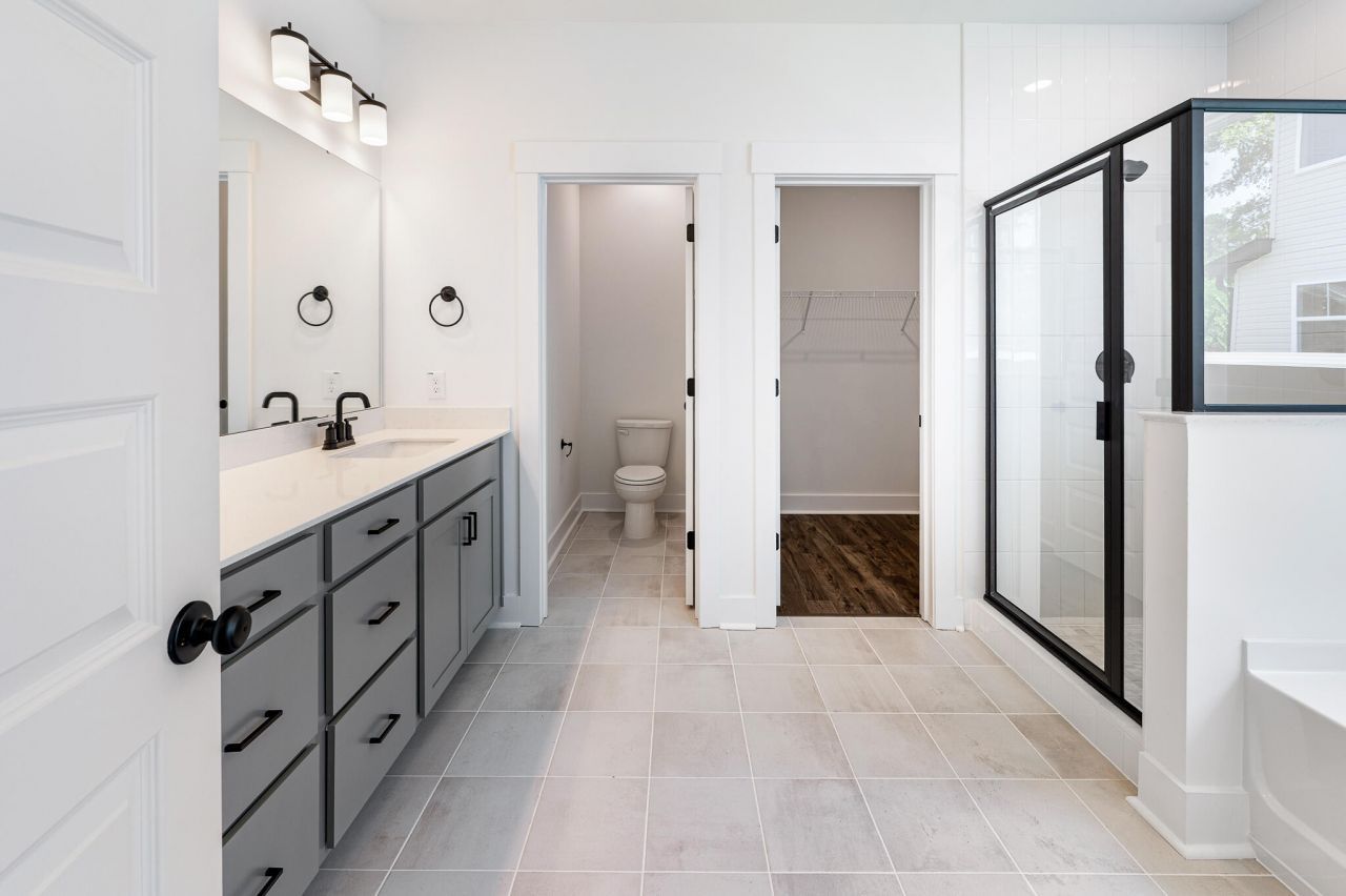 223 Creek Pointe Drive Photo 6