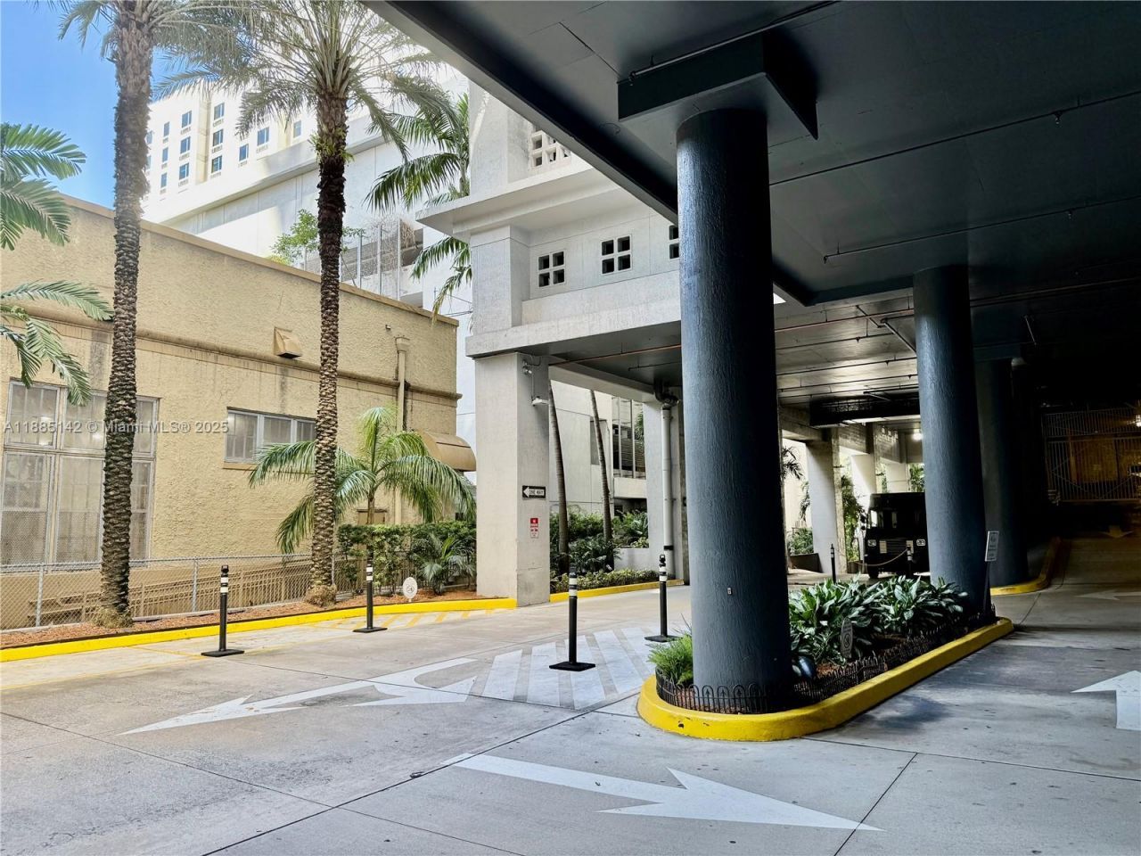 1250 S Miami, Unit 1603, Miami, FL 33130 Photo