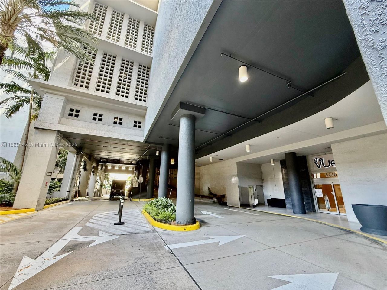 1250 S Miami, Unit 1603, Miami, FL 33130 Photo