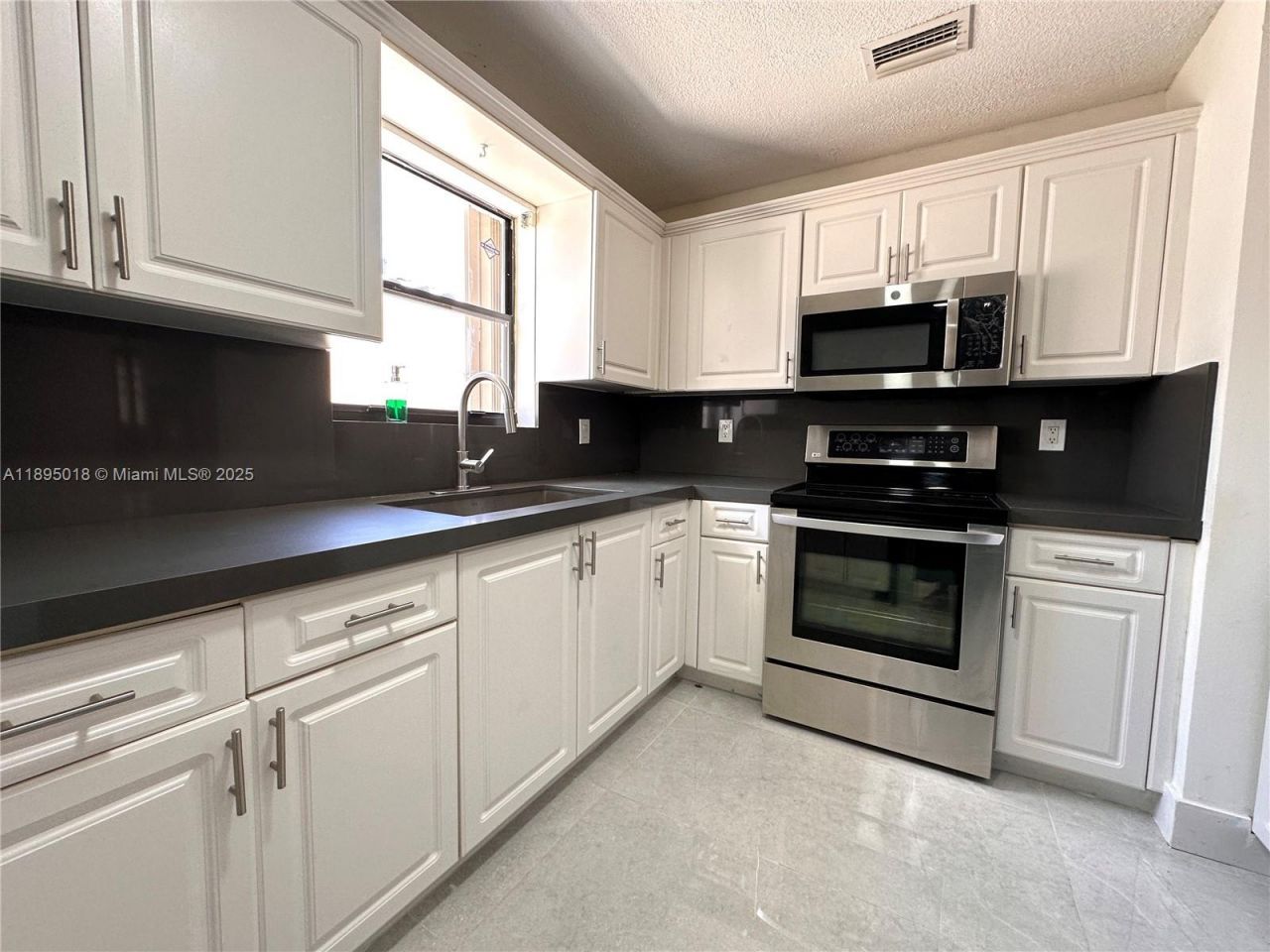 3952 SW 136th Ave, Miami, FL 33175 Photo