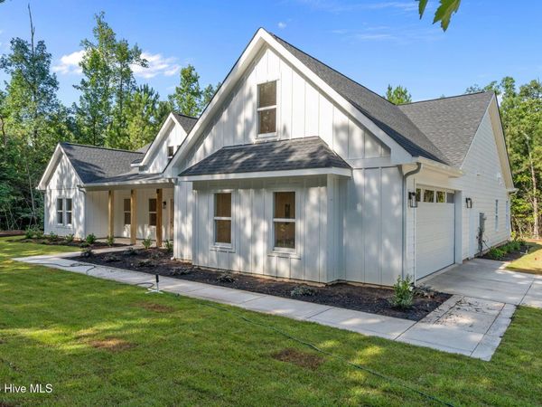 5012 Arcadia Way, West End, NC 27376