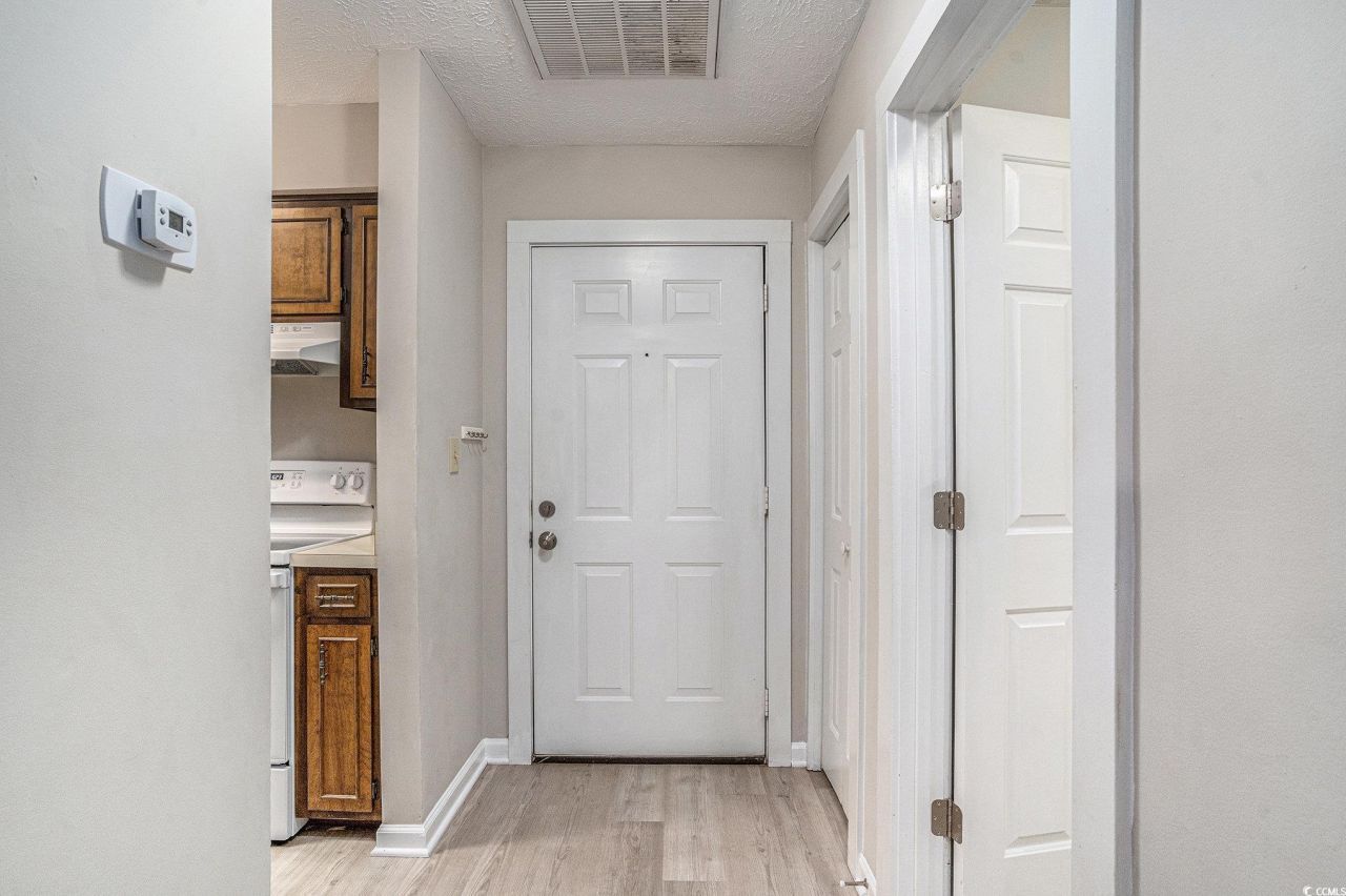 4715 Cobblestone Dr. Photo 20