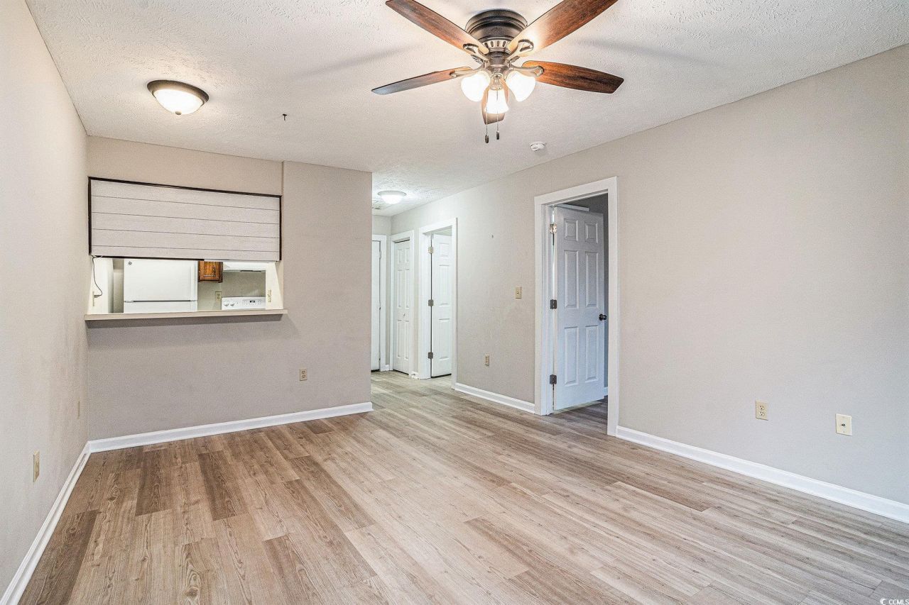 4715 Cobblestone Dr. Photo 7