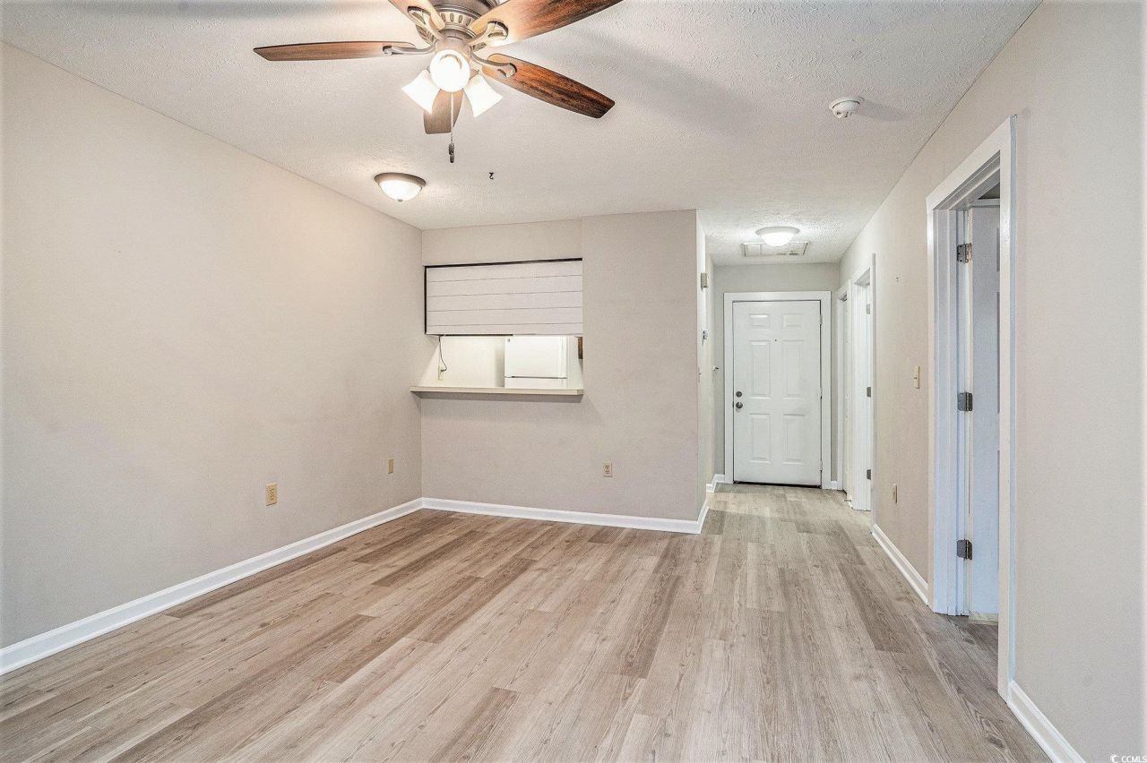 4715 Cobblestone Dr. Photo 8