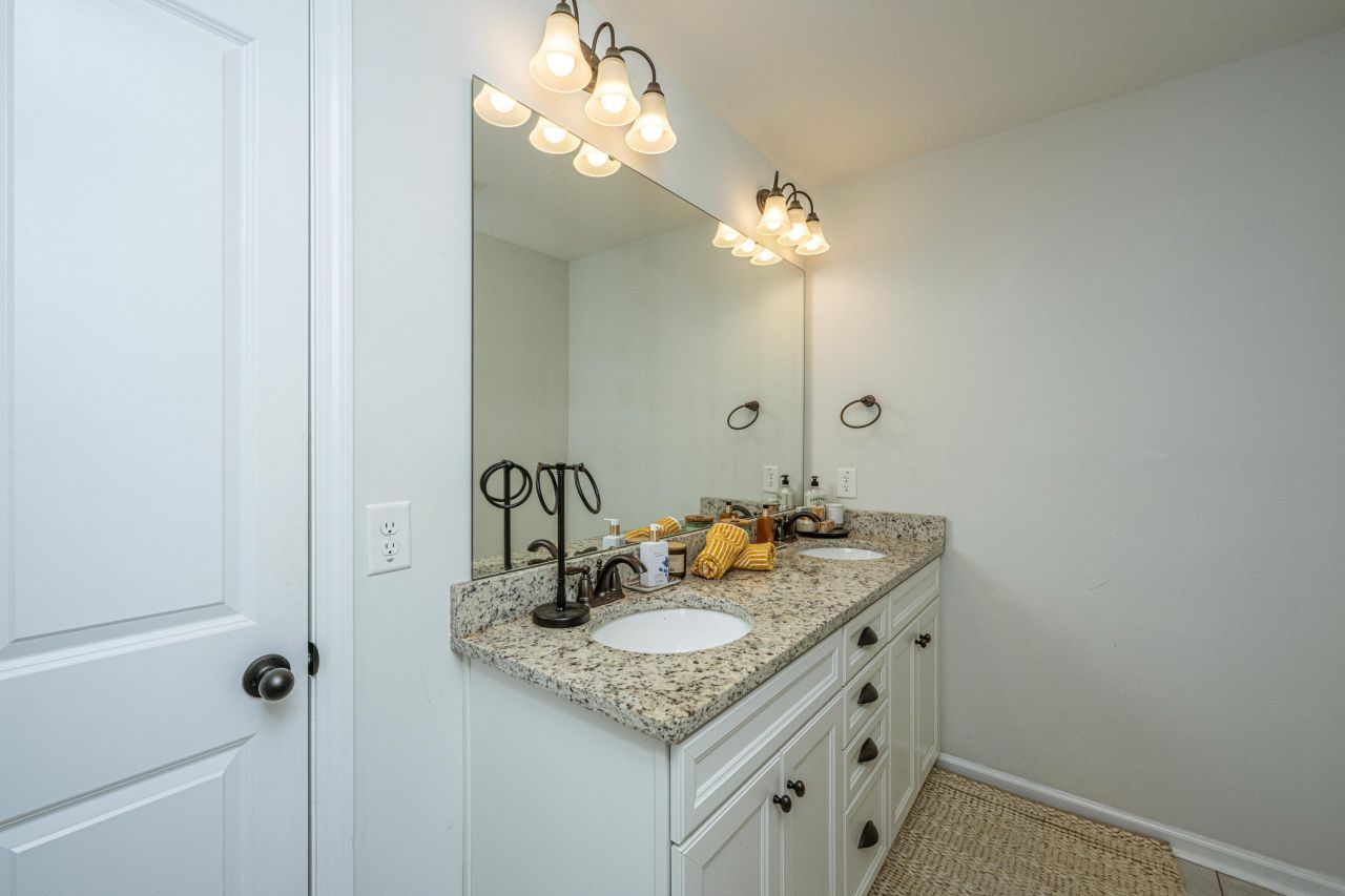 575 Pendleton Drive Photo 34