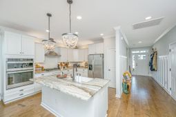 575 Pendleton Drive photo 4