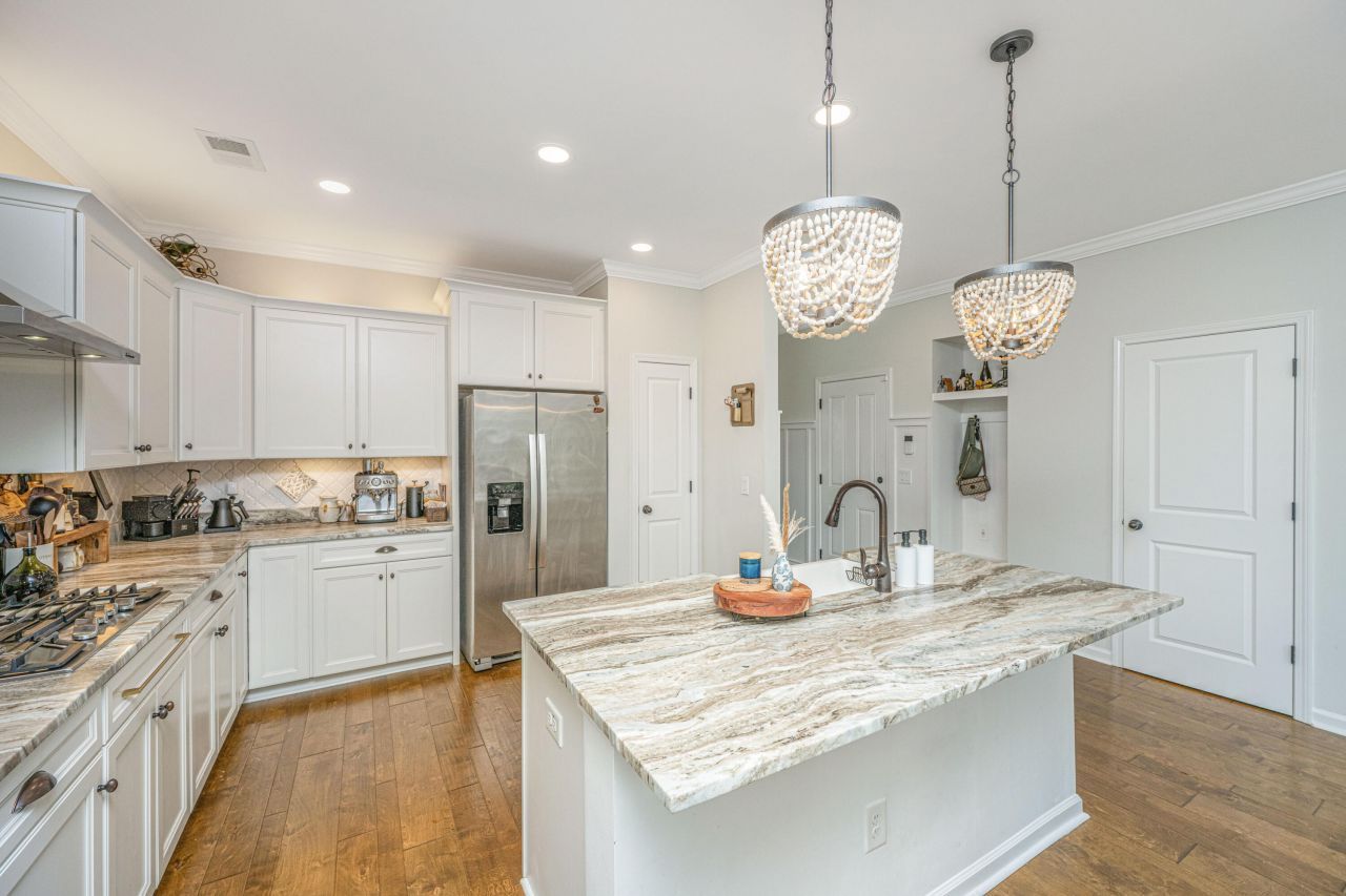 575 Pendleton Drive Photo 6