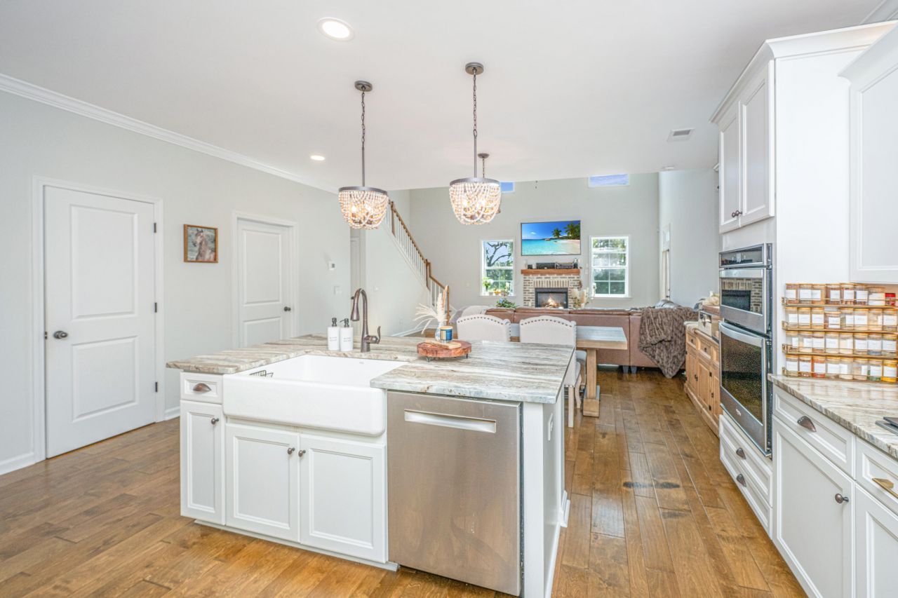 575 Pendleton Drive Photo 8