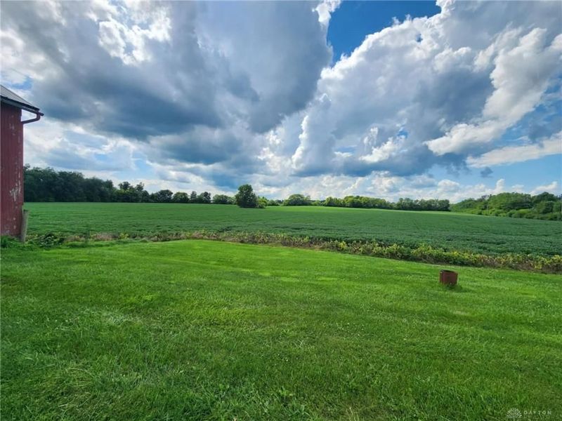 7337 E Lock Road, Lewisburg, OH 45338 Photo 9