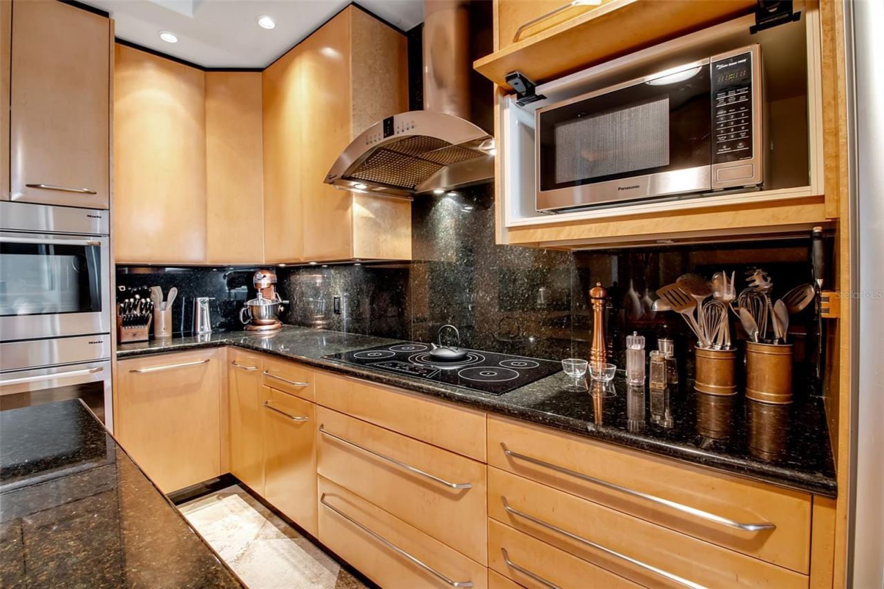 393 N Point Road, Unit 1002, Osprey, FL 34229 Photo