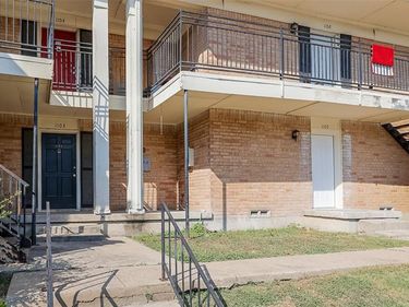5055 Ridglea Lane, Unit 1105, Fort Worth, TX 76116
