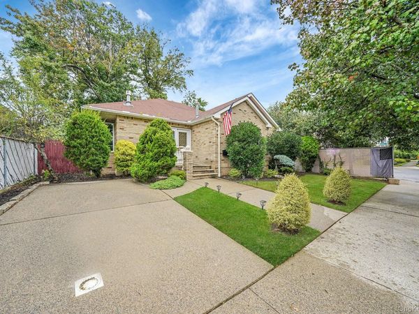 155 Bathgate St, Staten Island, NY 10312