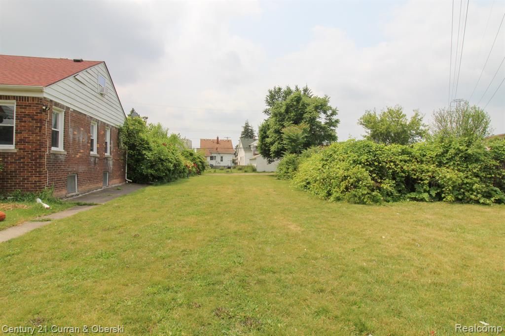 5861 Bingham Street , Dearborn, MI 48126 Main Photo