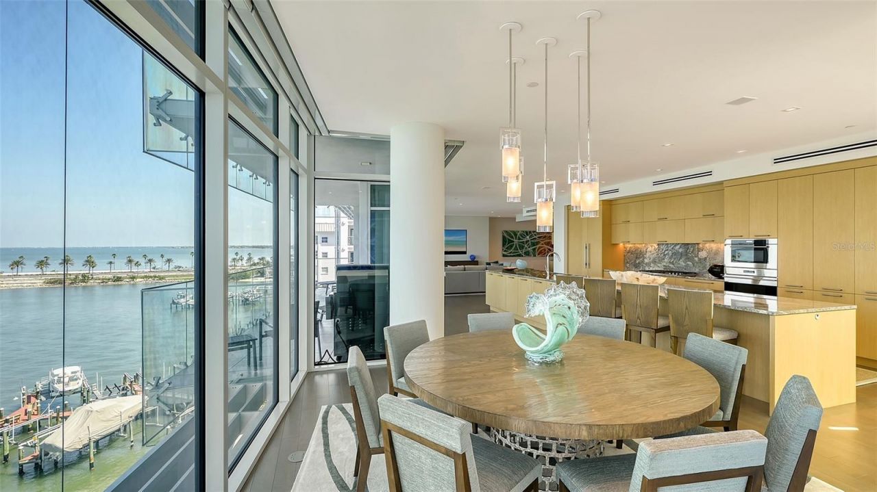 280 Golden Gate Point, Unit 600, Sarasota, FL 34236 Photo