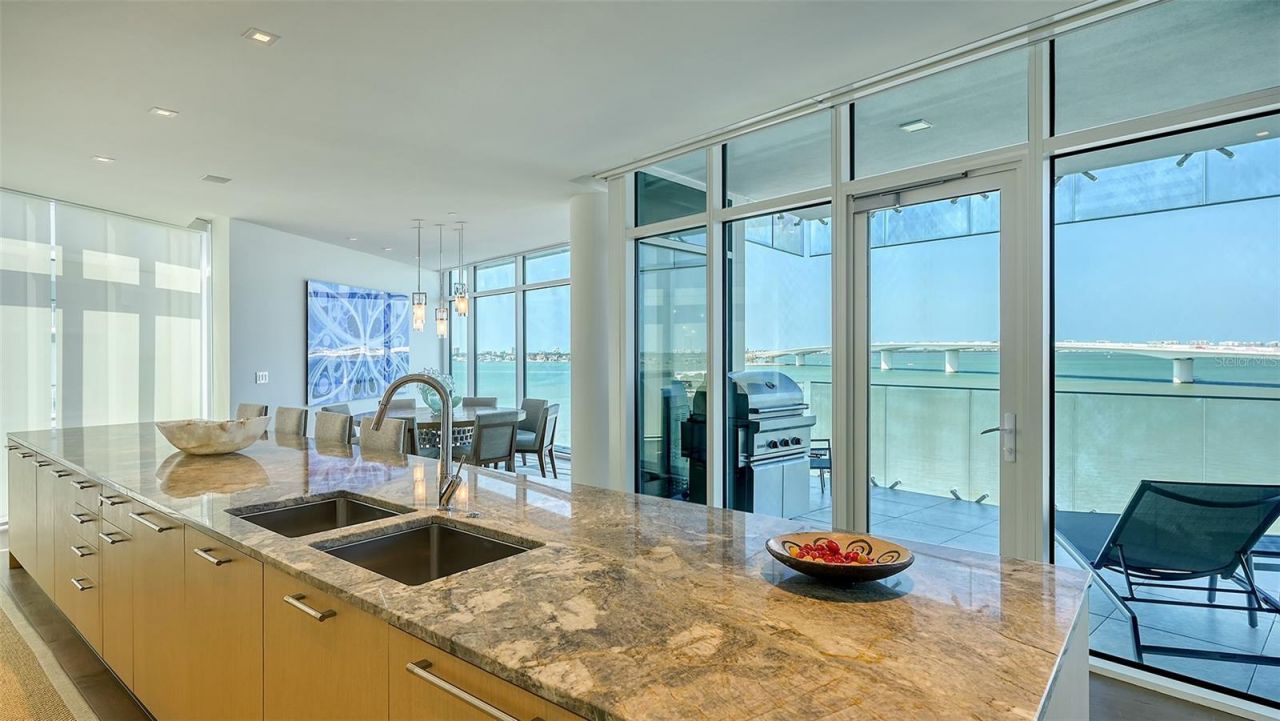 280 Golden Gate Point, Unit 600, Sarasota, FL 34236 Photo