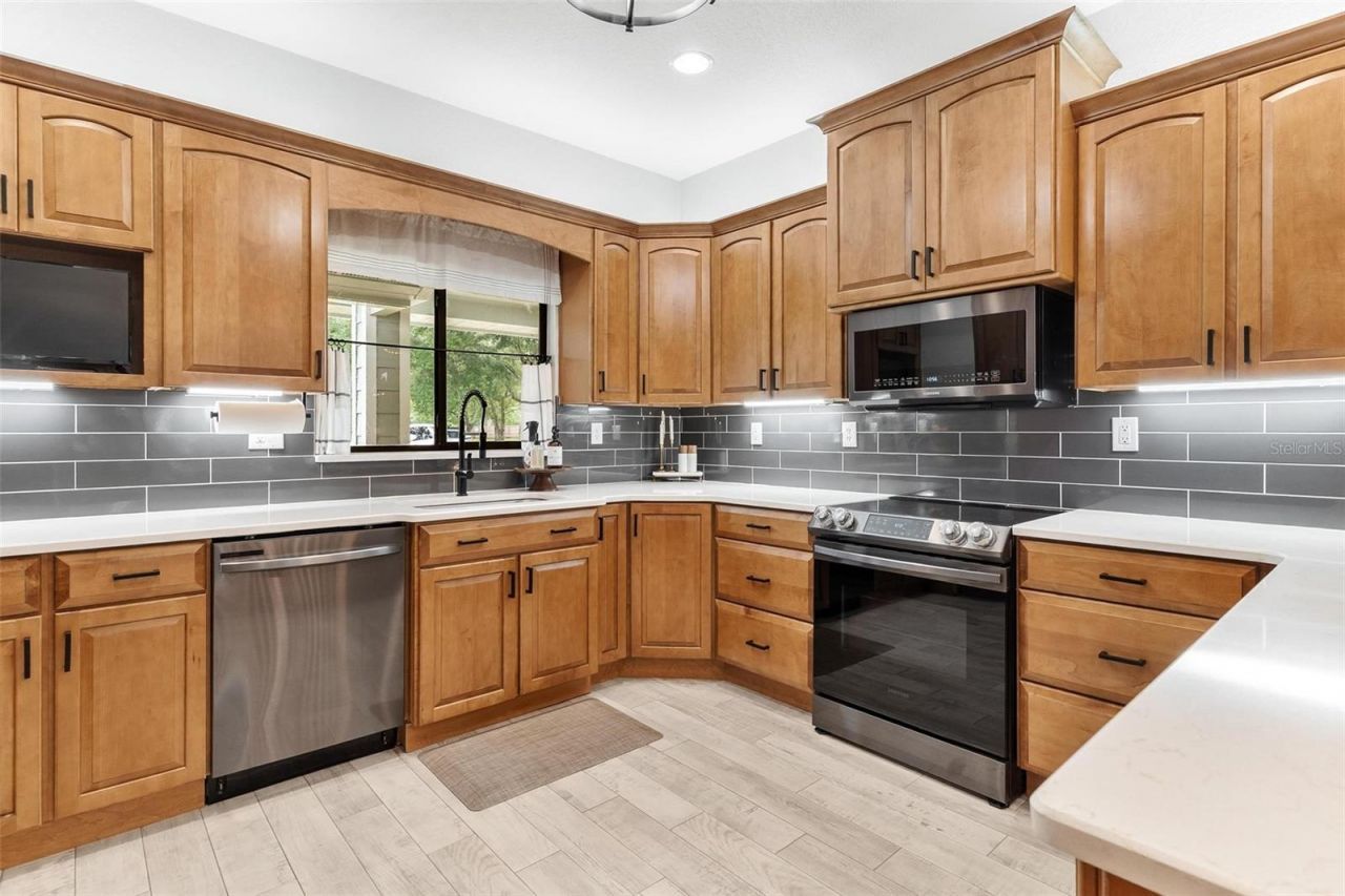 39623 County Road 439, Umatilla, FL 32784 Photo