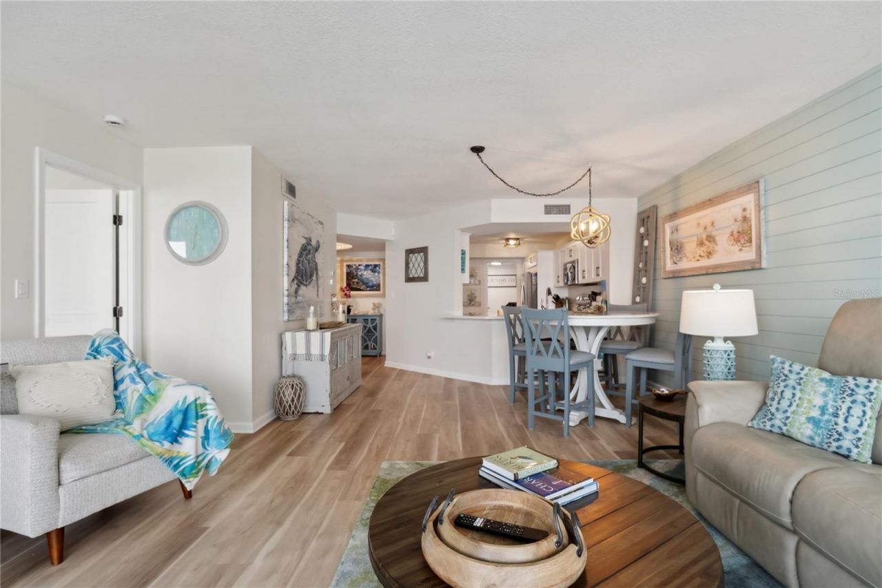 5279 Isla Key Boulevard S, Unit 212, Saint Petersburg, FL 33715 Photo