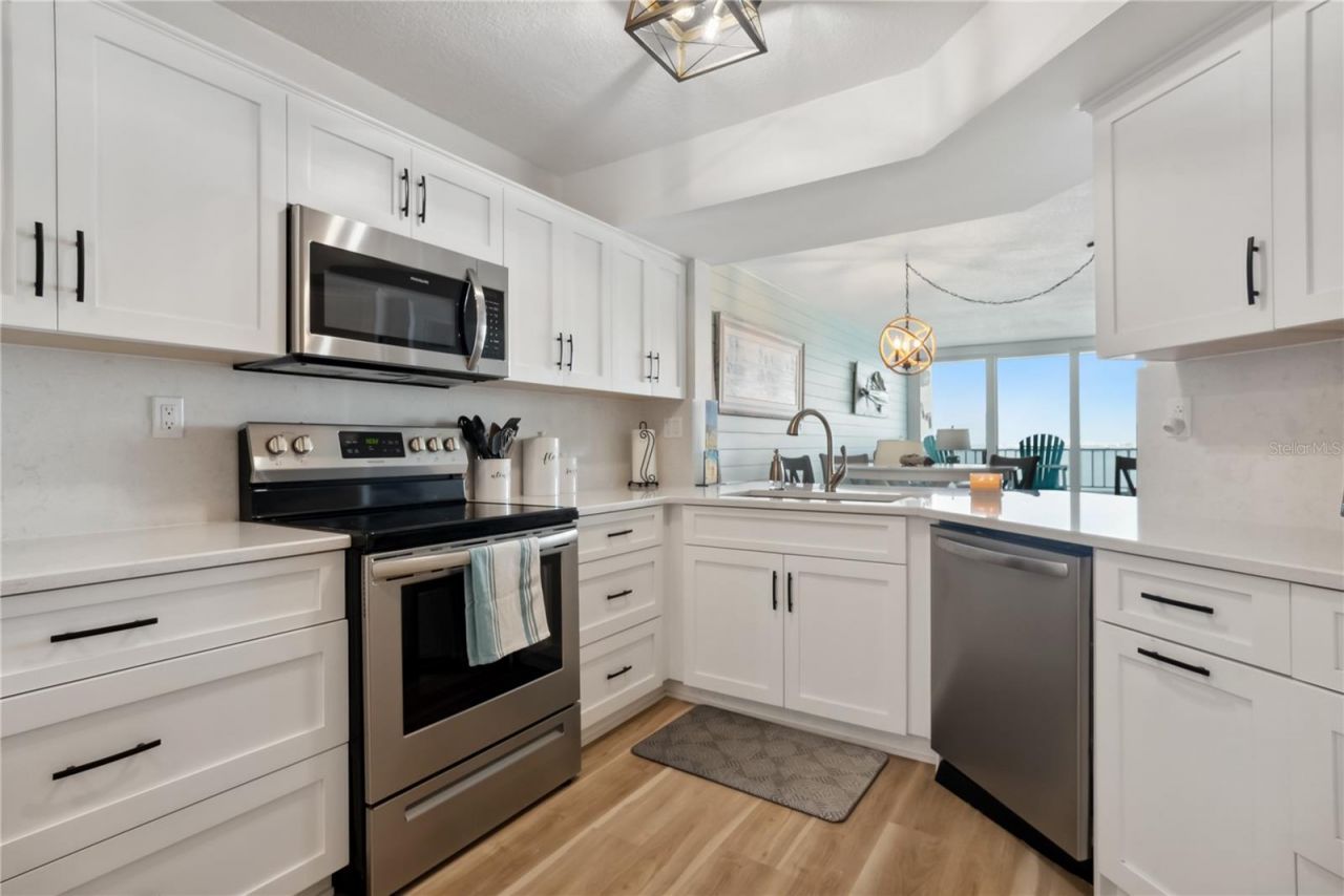 5279 Isla Key Boulevard S, Unit 212, Saint Petersburg, FL 33715 Photo