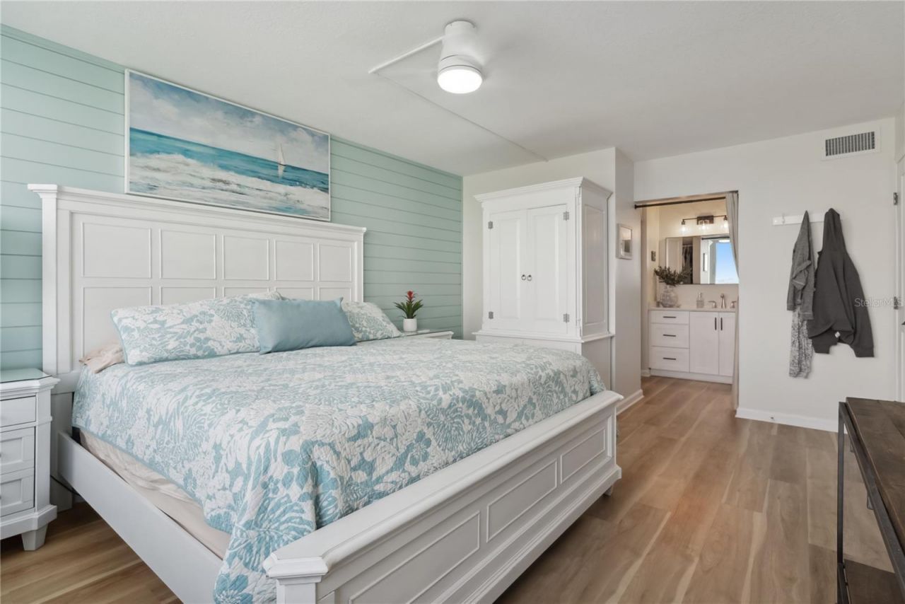 5279 Isla Key Boulevard S, Unit 212, Saint Petersburg, FL 33715 Photo