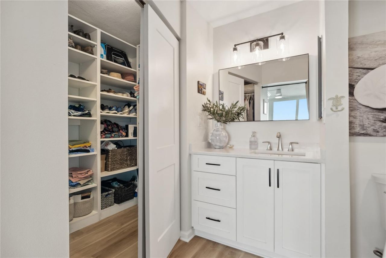 5279 Isla Key Boulevard S, Unit 212, Saint Petersburg, FL 33715 Photo