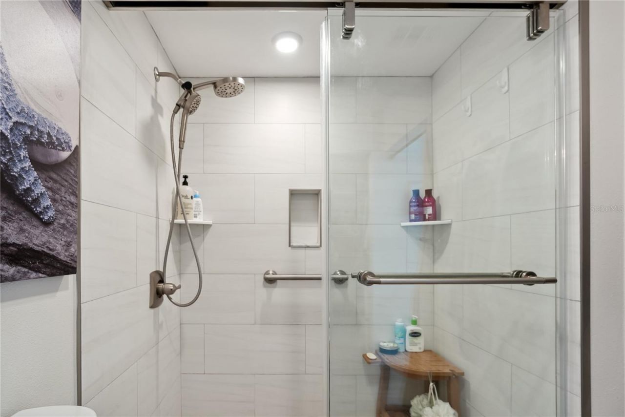 5279 Isla Key Boulevard S, Unit 212, Saint Petersburg, FL 33715 Photo