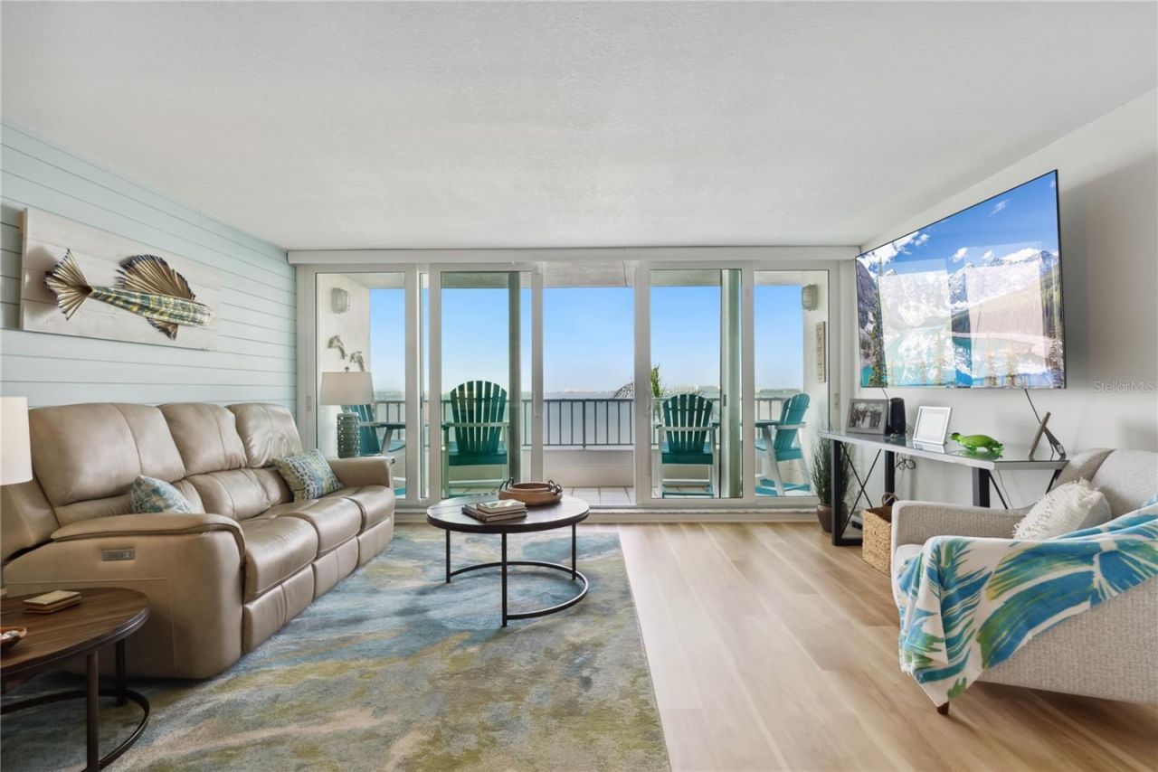 5279 Isla Key Boulevard S, Unit 212, Saint Petersburg, FL 33715 Photo