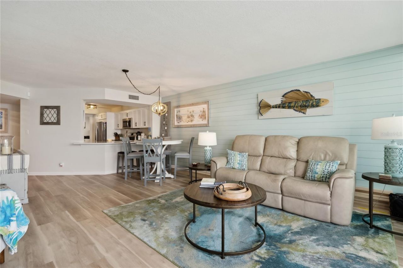 5279 Isla Key Boulevard S, Unit 212, Saint Petersburg, FL 33715 Photo