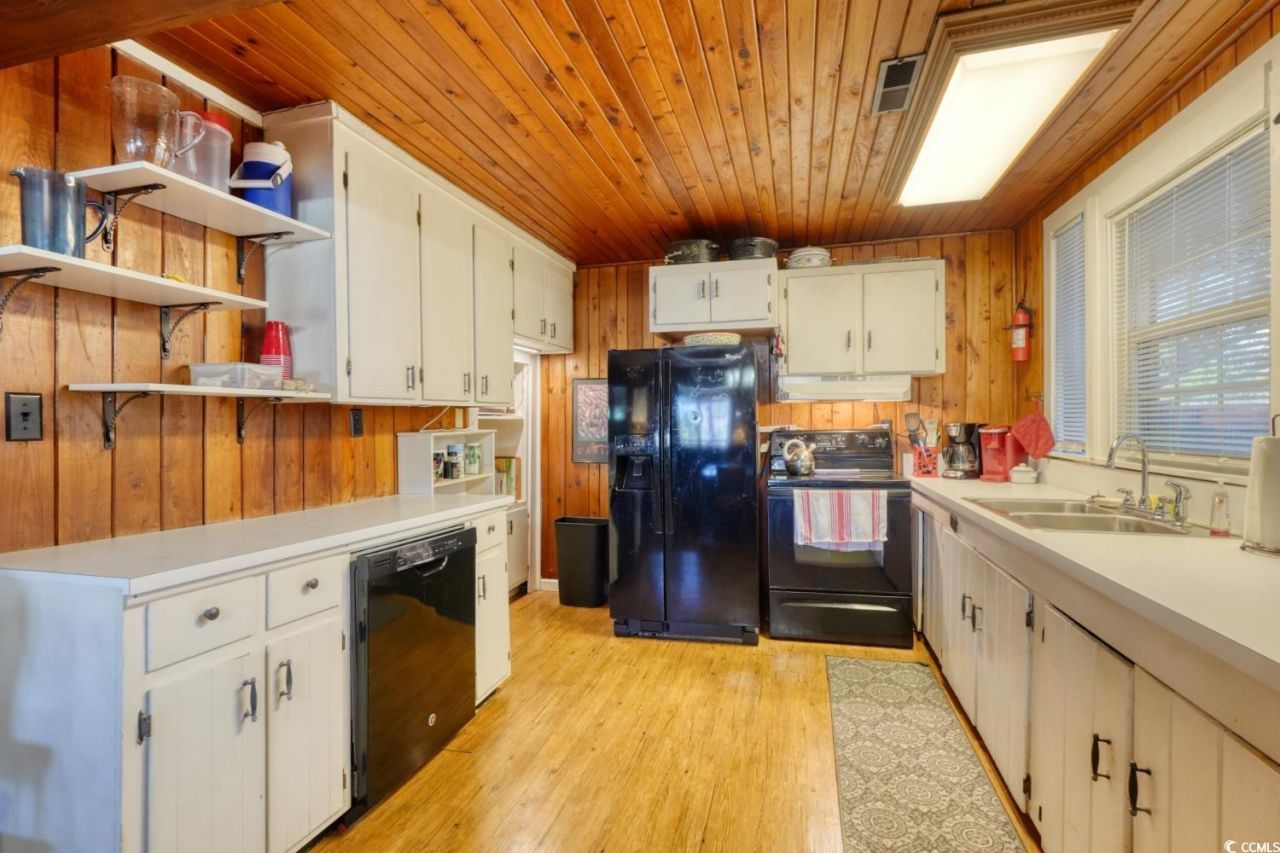 350 Underwood Dr. Photo 12