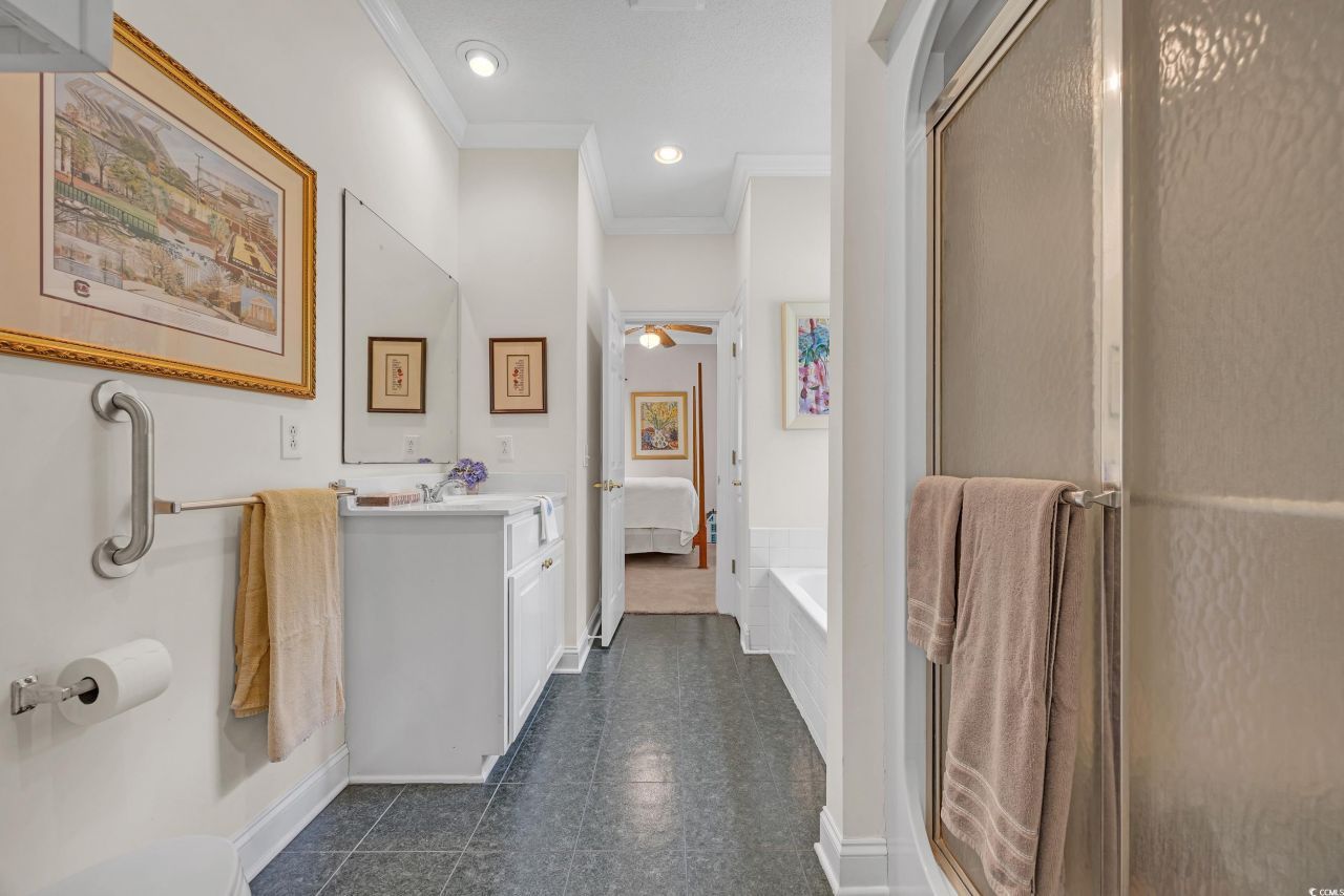 3231 Center Rd. Photo 13