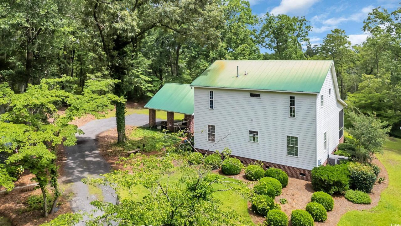 3231 Center Rd. Photo 28