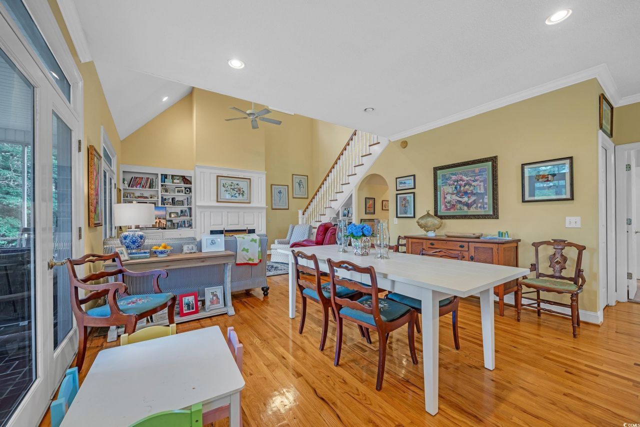 3231 Center Rd. Photo 8