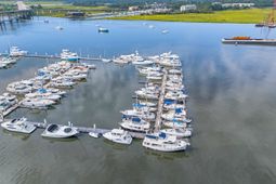 33 Lockwood Drive photo 4