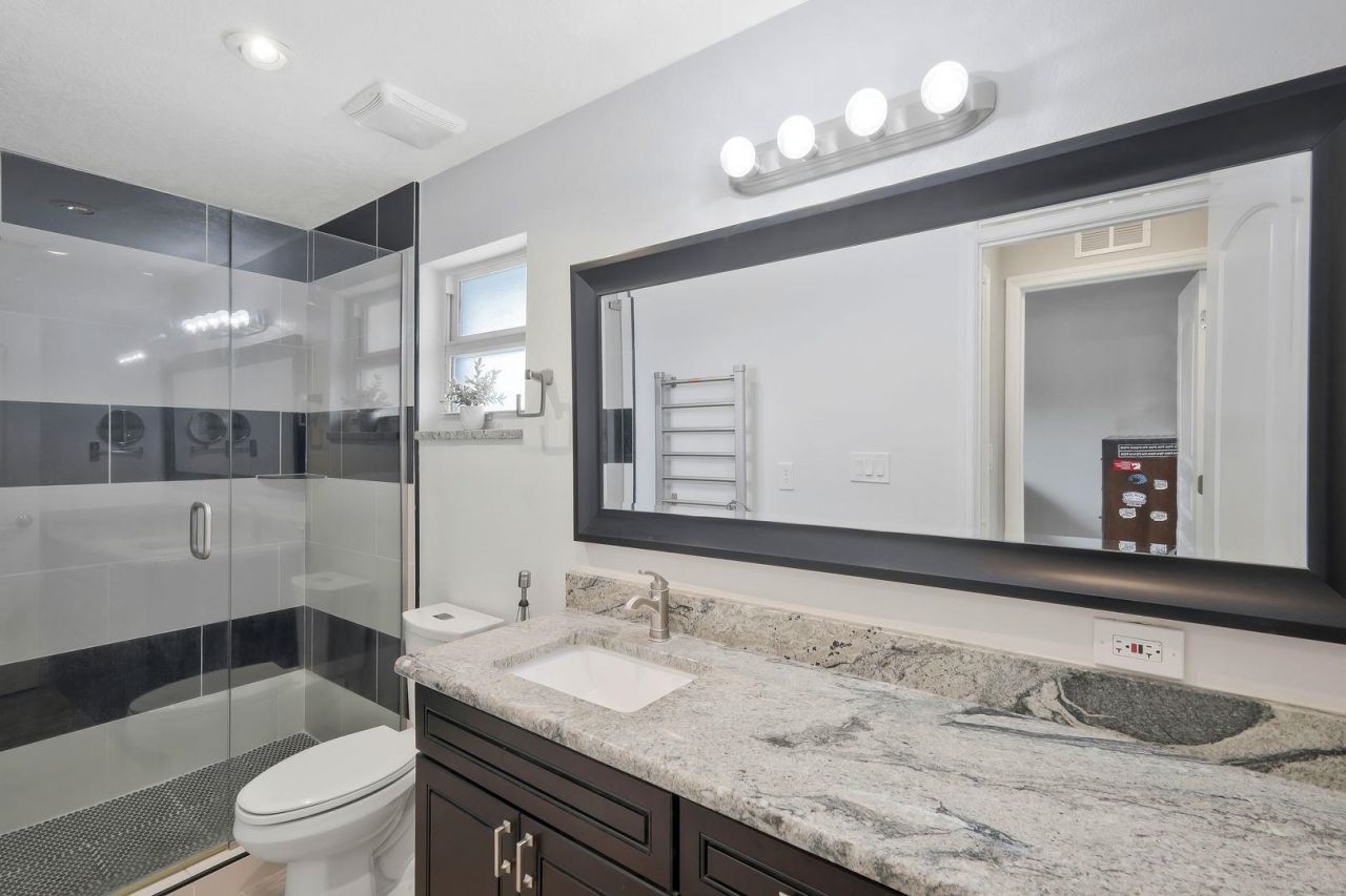 5943 Baker Ct, Fort Myers, FL 33919 Photo