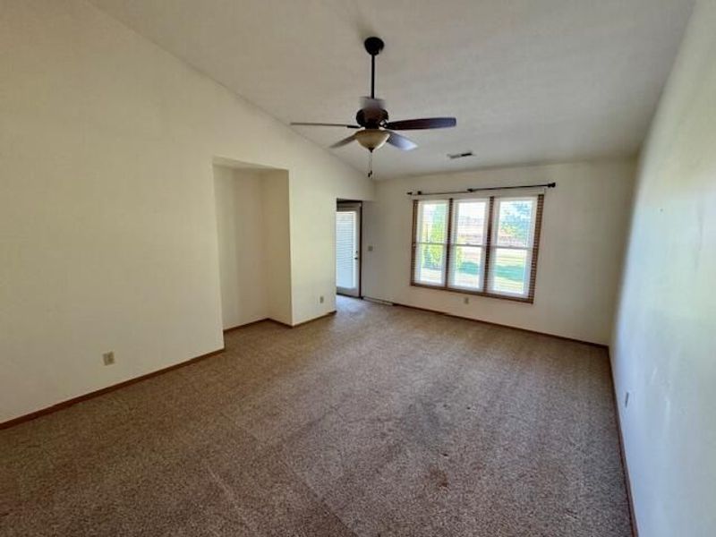 1470 Oldham Drive, Unit 12, Springfield, OH 45503 Photo 4