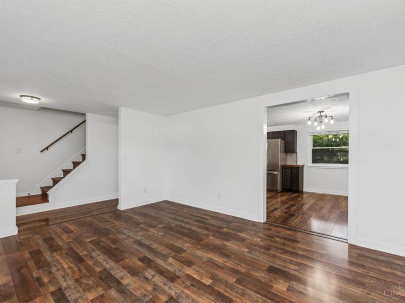 4254 Fox Hollow Drive, Blue Ash, OH 45241 Photo 12