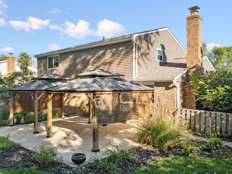 4254 Fox Hollow Drive, Blue Ash, OH 45241 Photo 5