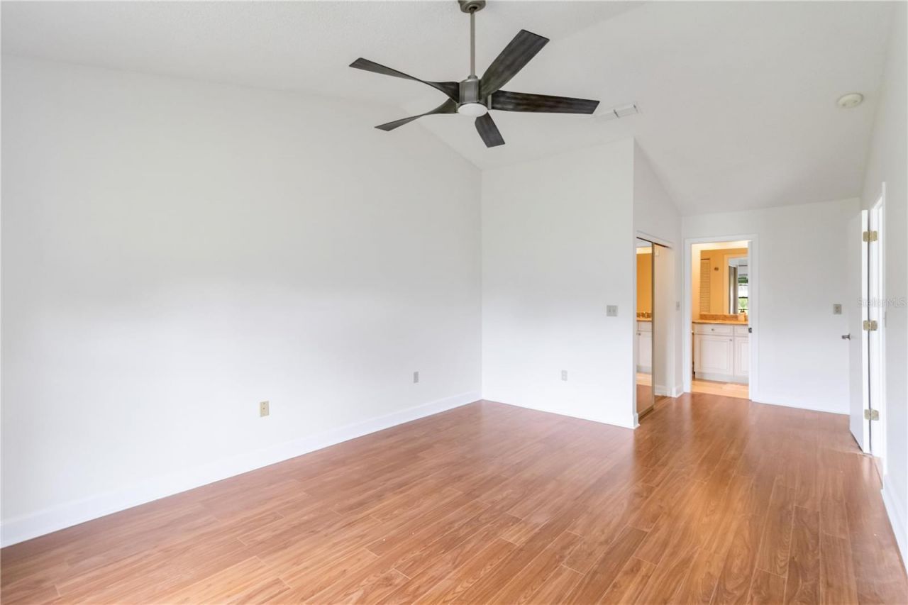 6085 Clubside Drive, Sarasota, FL 34243 Photo