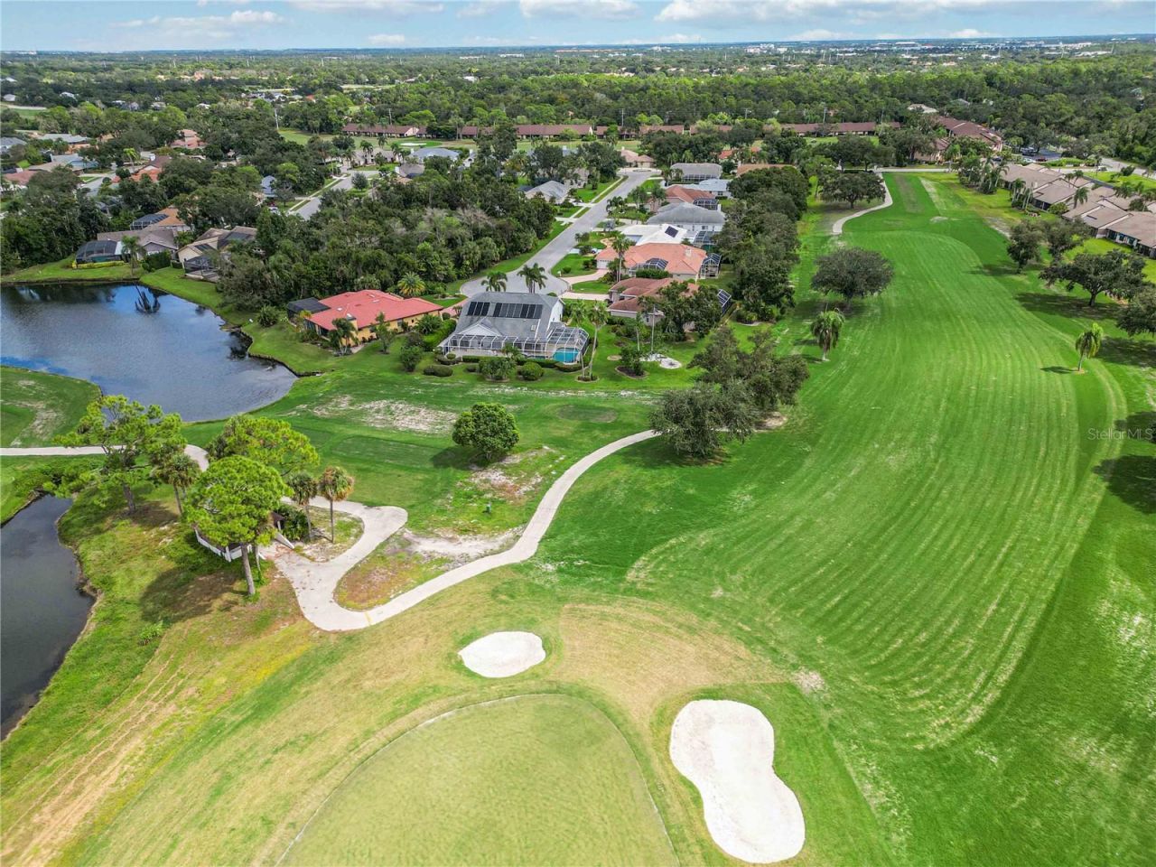 6085 Clubside Drive, Sarasota, FL 34243 Photo