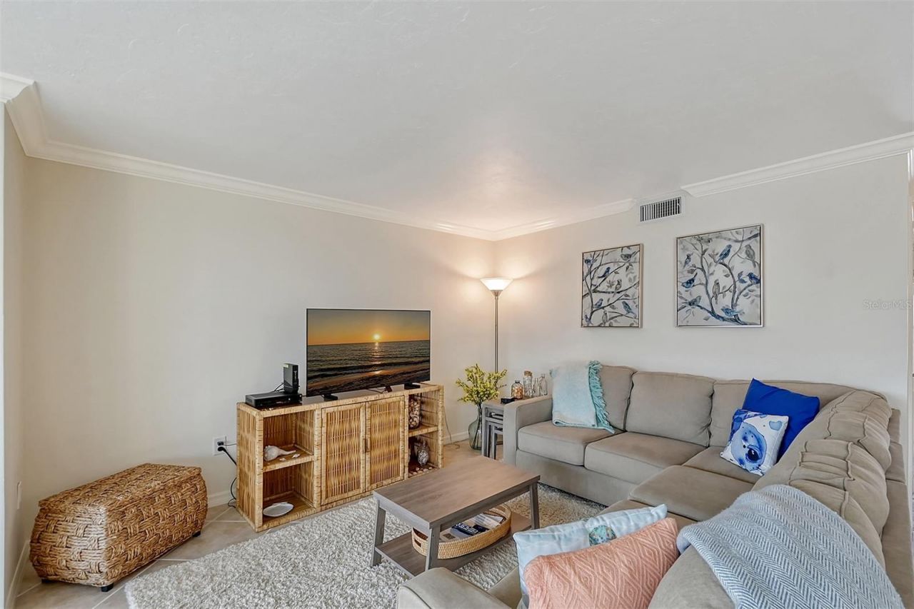 8710 Midnight Pass Road, Unit 405, Sarasota, FL 34242 Photo