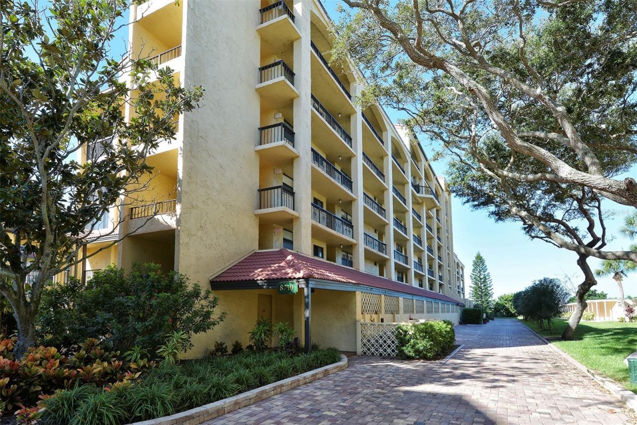 8710 Midnight Pass Road, Unit 405, Sarasota, FL 34242 Photo