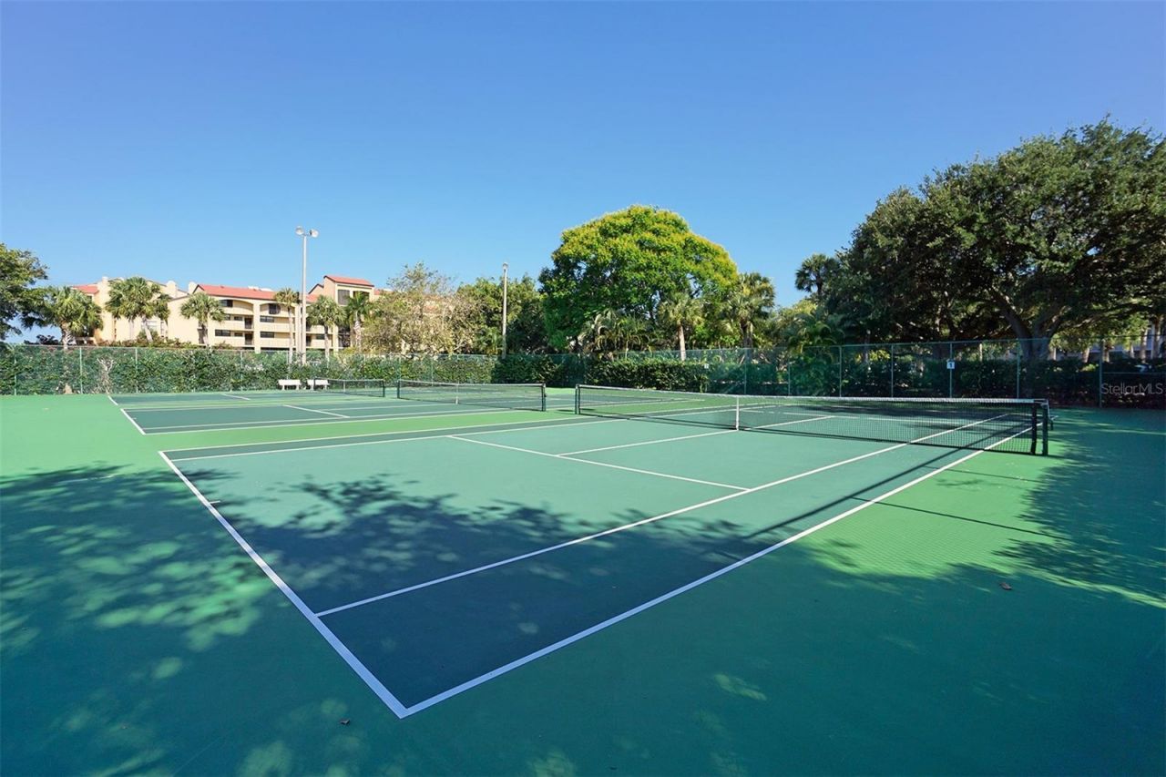 8710 Midnight Pass Road, Unit 405, Sarasota, FL 34242 Photo