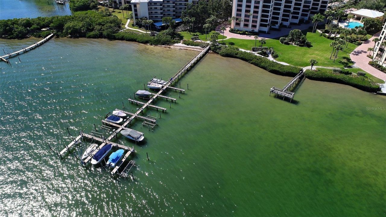 8710 Midnight Pass Road, Unit 405, Sarasota, FL 34242 Photo