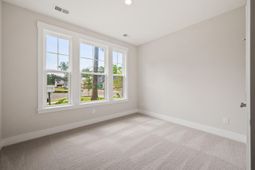 227 Creek Pointe Drive photo 4