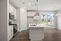 227 Creek Pointe Drive photo 4
