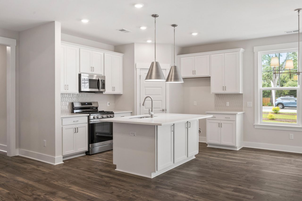 227 Creek Pointe Drive Photo 7