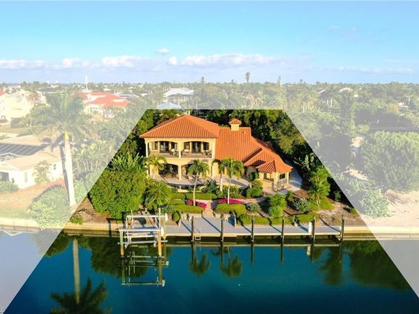 918 Limpet DR, SANIBEL, FL 33957