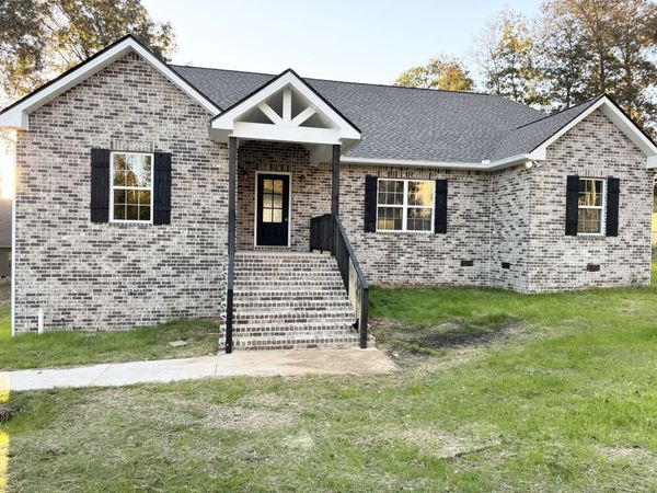 85 Acorn Trl, Hartsville, TN 37074